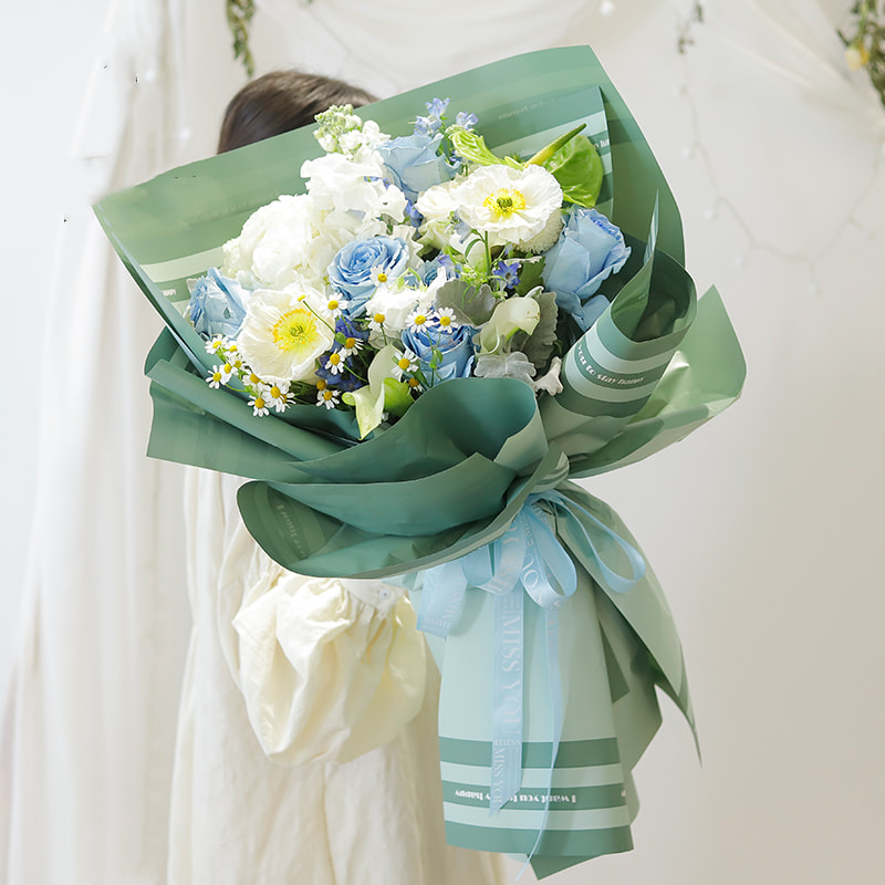 MYHC-22 Carta da regalo per fiori con pellicola perlescente orizzontale da 57×57 cm (±2 cm) con bordo su un lato
