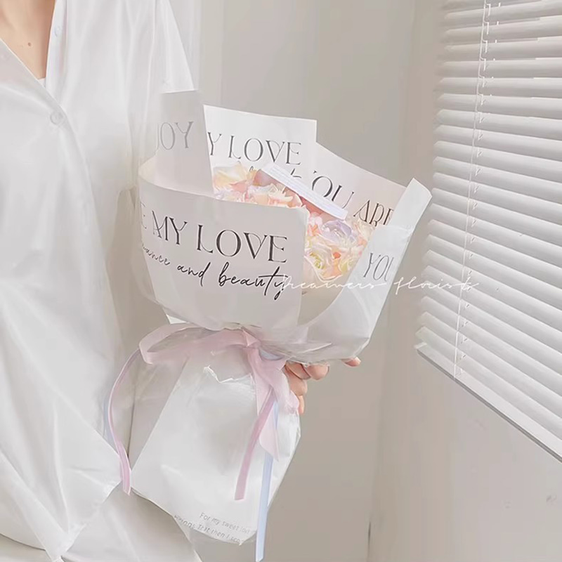 MYHC-53 Carta da regalo con fiori in plastica con decorazione inglese unilaterale Amore a prima vista