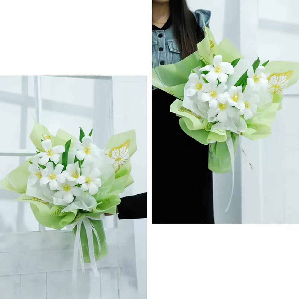 Carta Nossa per confezione di bouquet impermeabile con rivestimento su un lato e design con stampa a farfalla scavata