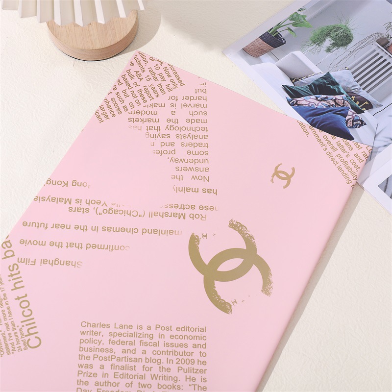 Carta da regalo marca Chanel