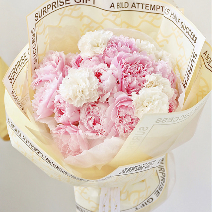 Carta da regalo per fiori di marca Hera in una varietà di colori