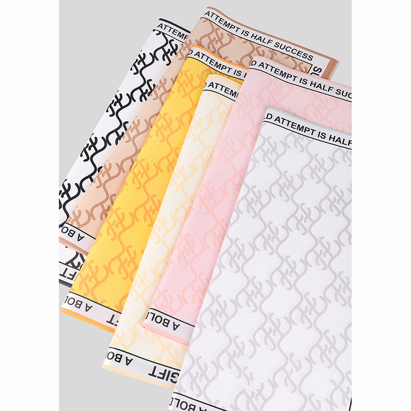 Carta da regalo per fiori di marca Hera in una varietà di colori