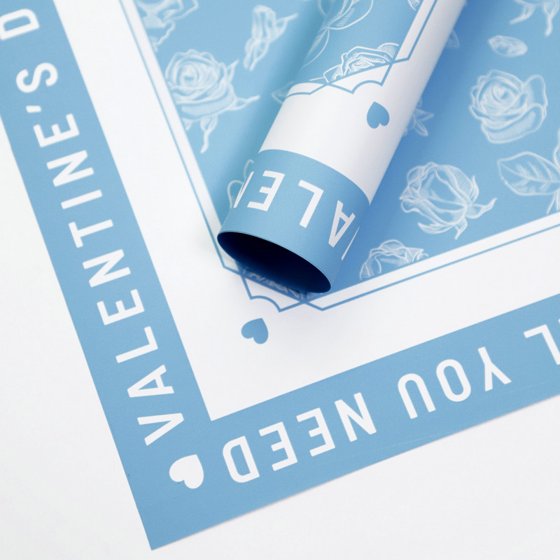 Carta da regalo con fiori con motivo rosa