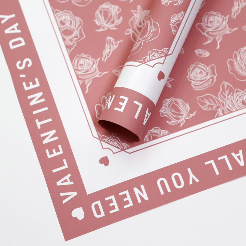 Carta da regalo con fiori con motivo rosa