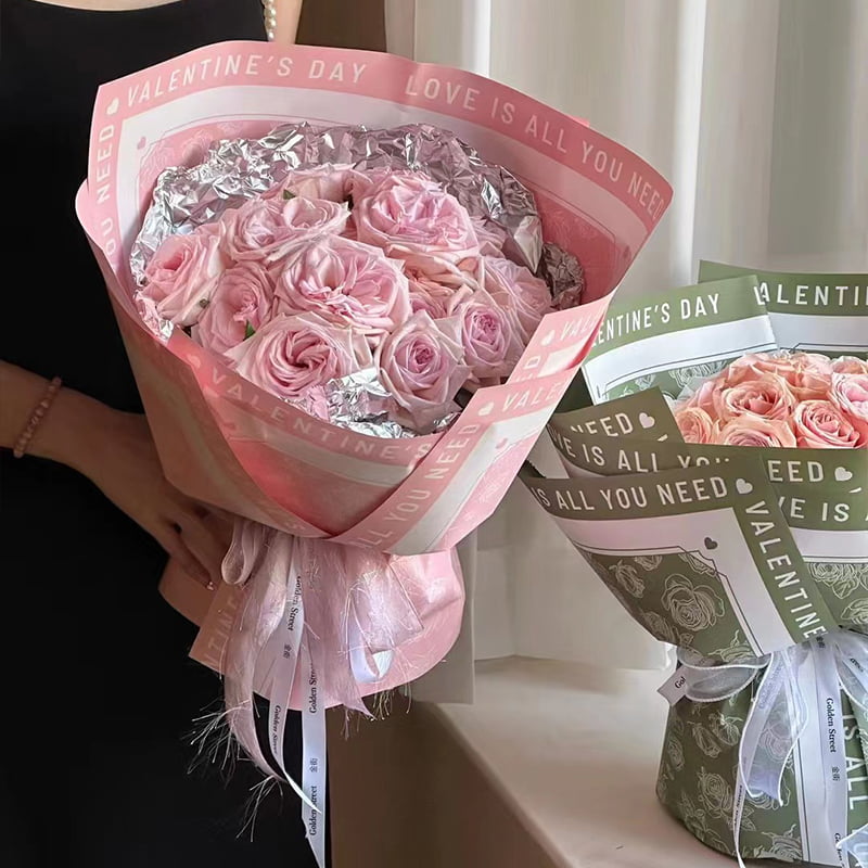 Carta da regalo con fiori con motivo rosa