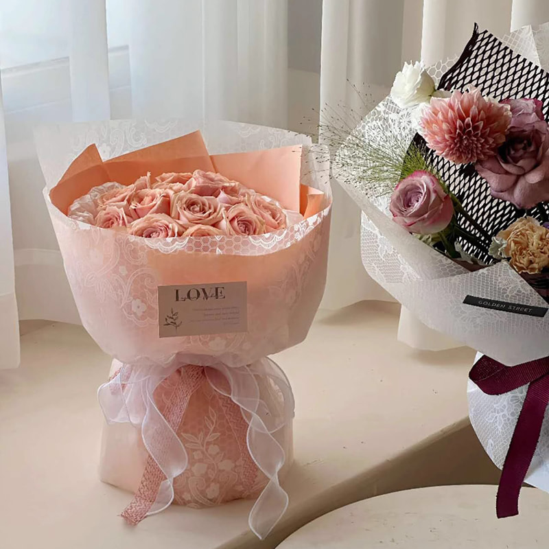 Carta da regalo con fiori Nuosha in vari modelli e stili