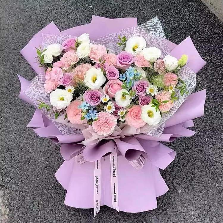 Carta da regalo con fiori Nuosha in vari modelli e stili