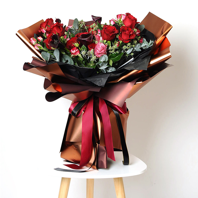 Carta da regalo per bouquet di ombretti leggeri in metallo pesante