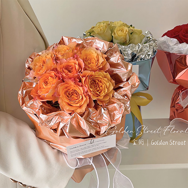 Carta da regalo per bouquet specchiata in tinta unita
